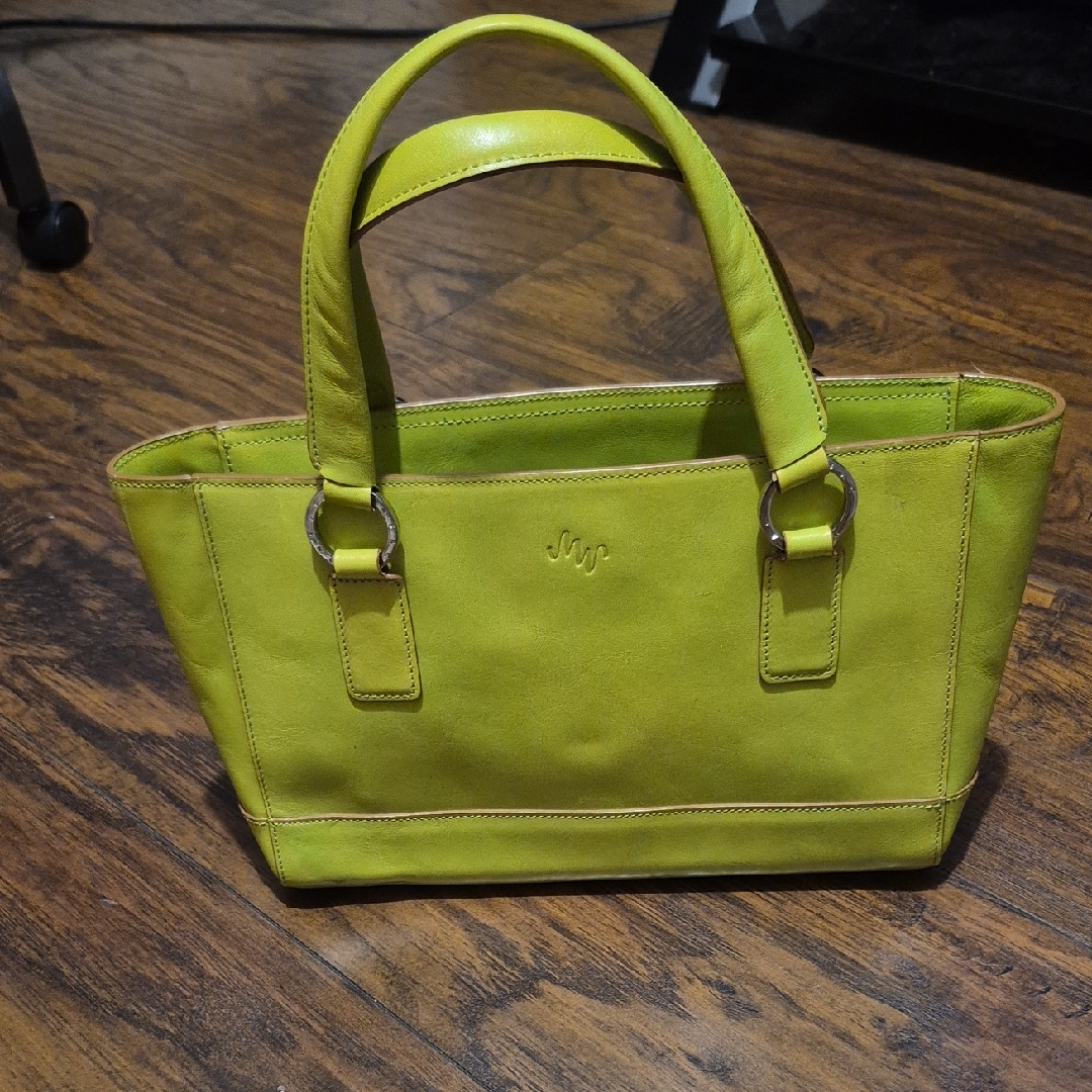 Monsac Vibrant Green Leather Tote